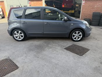 Nissan note 1.6 automatic 5 door hatchback